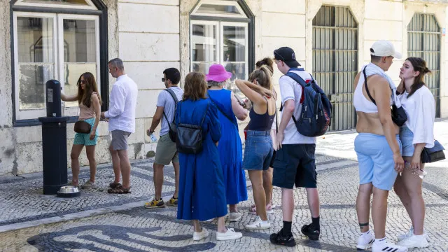 Onda de calor de junho afetou 410 milhões de pessoas na Europa