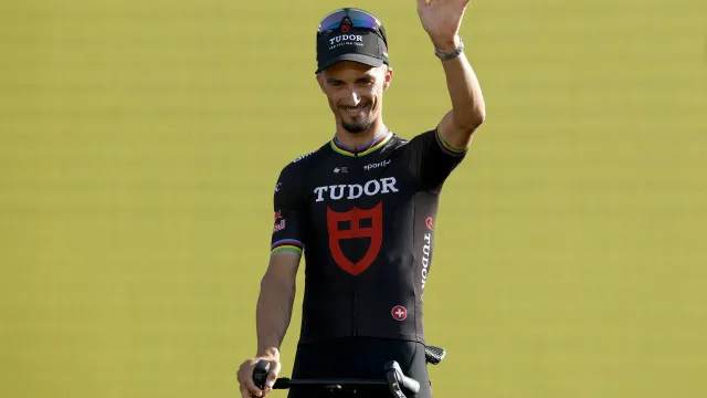 
                    Ciclista Julian Alaphilippe termina carreira aos 34 anos
                
