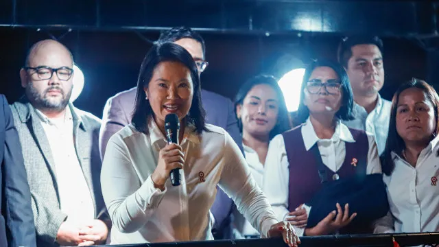 
                    Peru inicia transferência da governação para presidente Keiko Fujimori
                