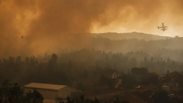 
                    MAI: Estado de alerta deve manter-se na próxima semana
                