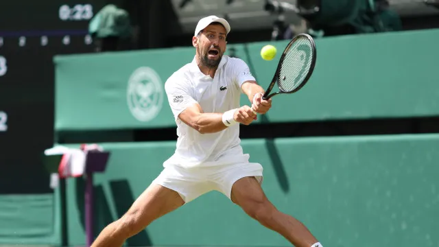 Wimbledon: Djokovic supera Safiullin e apura-se para os quartos de final