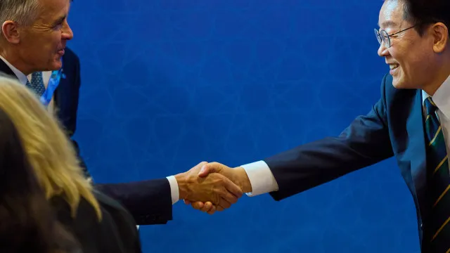 Coreia do Sul negoceia com NATO acordo para compras militares