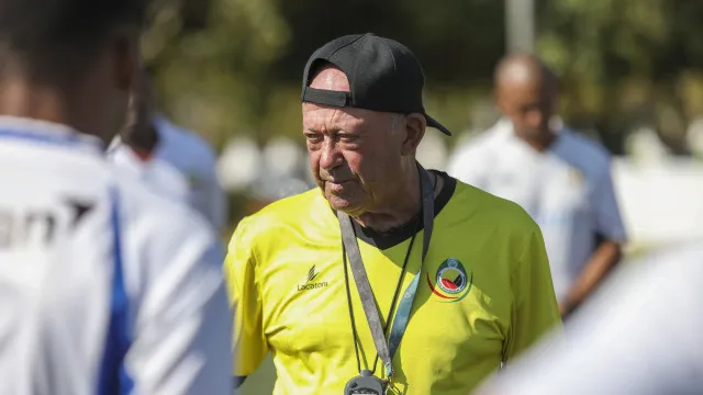 Treinador português leva Moçambique ao primeiro Mundial de sub-17