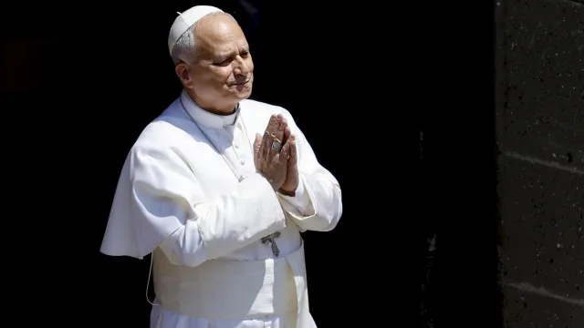 
                    Papa pede suspensão dos ataques no Médio Oriente e retorno à diplomacia
                