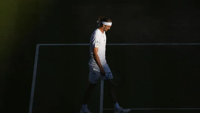 Alexander Zverev cai na primeira ronda do Masters 1.000 de Montreal