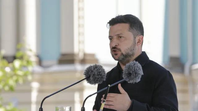 Zelensky anuncia acordo com empresa dos EUA para produzir mísseis Patriot