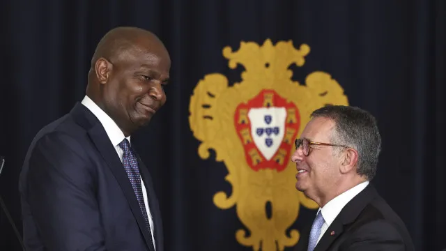 
                    António José Seguro elogia condições para se 