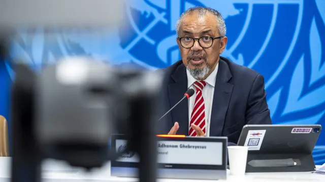 
                    OMS alerta que surto de Ébola é o mais rápido de sempre na RDCongo
                