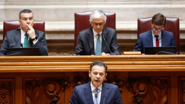 Montenegro: "Não há nenhum caos nos exames em Portugal"