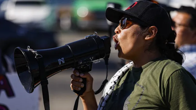 Quarenta senadores pedem reformas no ICE apÃ³s morte de dois migrantes