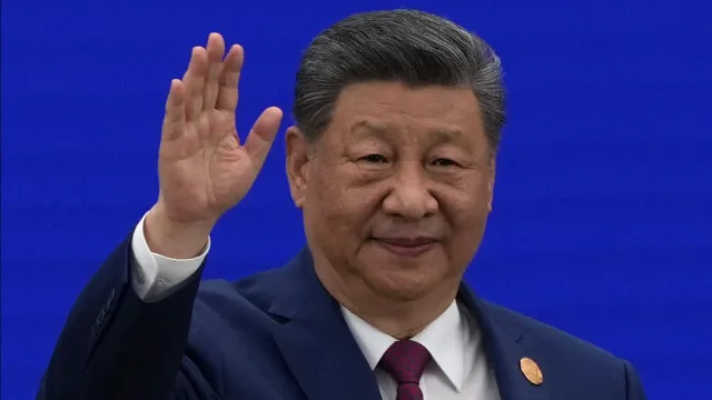 Presidente chinÃªs insta exÃ©rcito a acelerar utilizaÃ§Ã£o militar da IA