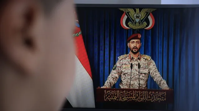 Huthis proÃbem navios de escalar em portos sauditas