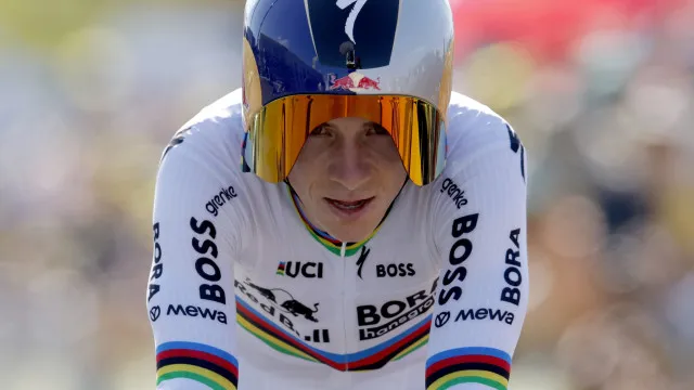 Tour: Evenepoel vence segunda etapa consecutiva ao impor-se no 'crono'