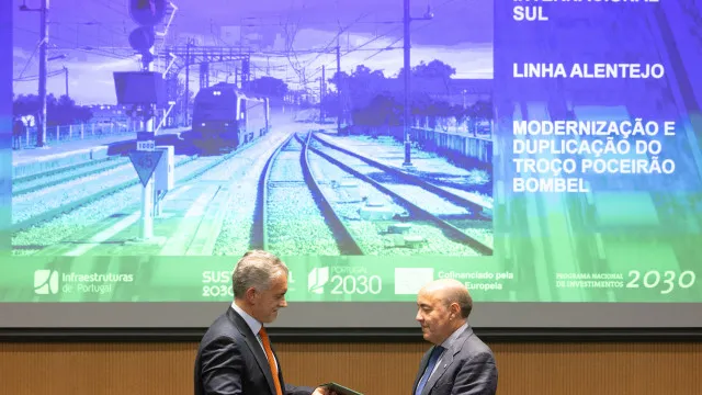 Linha do Alentejo entre PoceirÃ£o e Bombel vai ser modernizada atÃ© 2030
