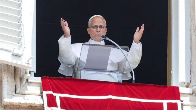 Papa tem esperanÃ§a em "soluÃ§Ã£o de paz e justiÃ§a" para crise em Ceuta