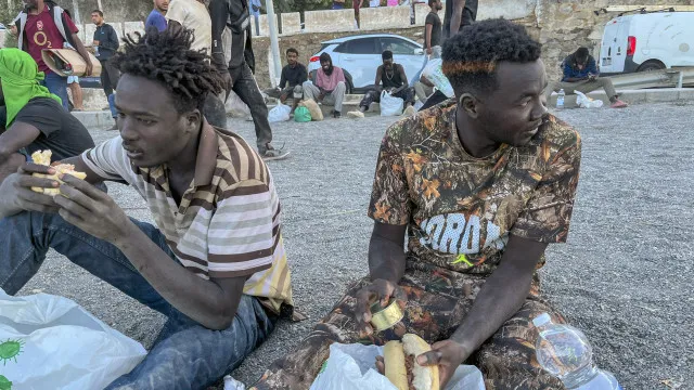
                    PEE acusa Marrocos de usar Ceuta como 