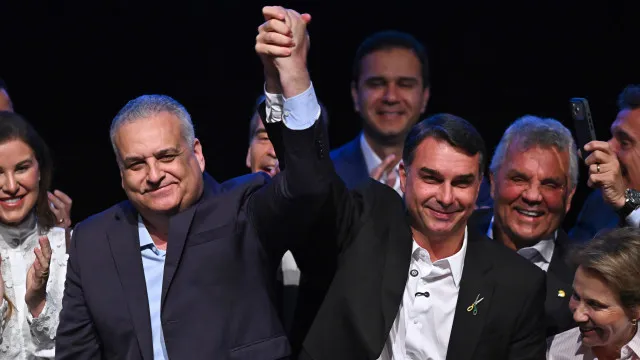 FlÃ¡vio Bolsonaro escolhe Alfredo Gaspar para vice-presidente