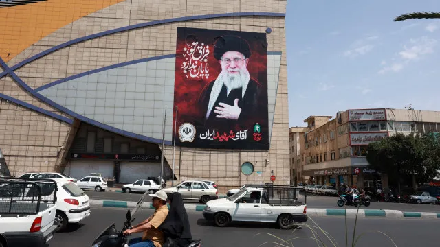 Khamenei nomeia novo chefe do Estado-Maior das ForÃ§as Armadas