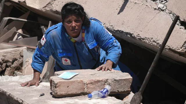 
                    Presidente da Colômbia: Pelo 111 mortos e 87 feridos no sismo
                