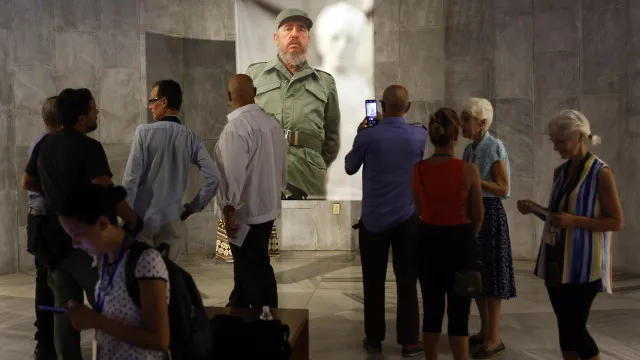
                    EUA repudiam celebração de centenário e acusam Fidel de 