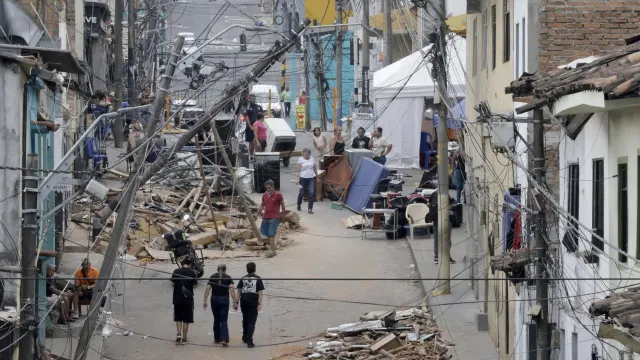 Sismo na ColÃ'mbia fez (pelo menos) 288 mortos e 202 desaparecidos