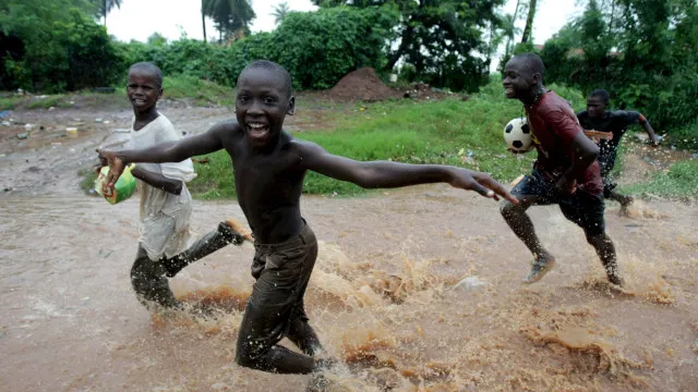 
                    UNICEF e Japão apoiam comunidades guineenses vítimas de intempéries
                