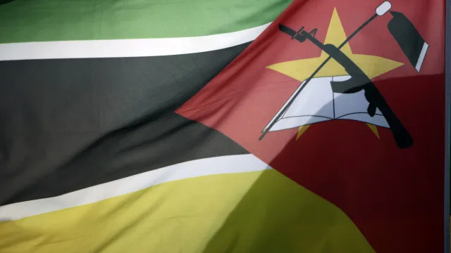 
                    Pelo menos 55 mortos em violência ligada a boatos em Moçambique
                