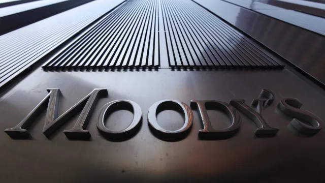 
                    Moody's deve manter rating de Portugal mas pode subir perspetiva 
                