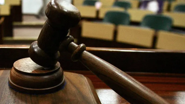 Mulher e primo condenados por homicÃdio em Angra do HeroÃsmo