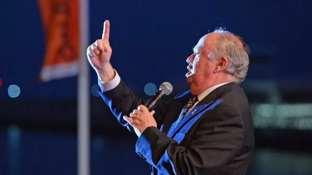 
                    Alberto João Jardim manifesta-se contra a independência da Madeira
                