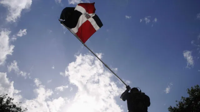 República Dominicana aumenta em 13 kms vedação na fronteira com o Haiti