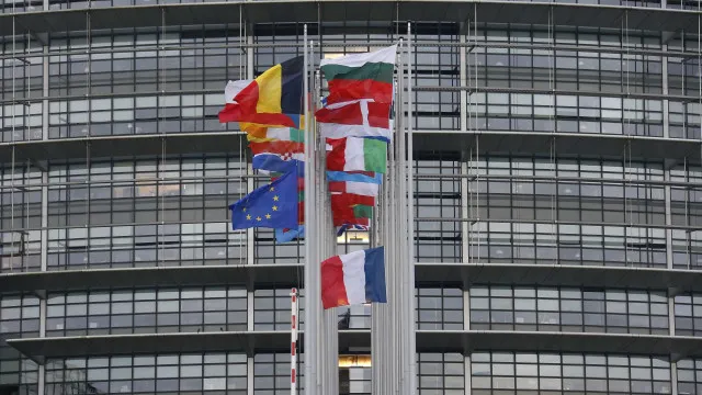 Fronteiras da UE passam a ter maior controlo a partir de sexta-feira