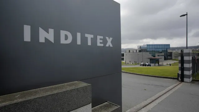 
                    Inditex regista lucro recorde de 2.980 milhões no primeiro semestre
                
