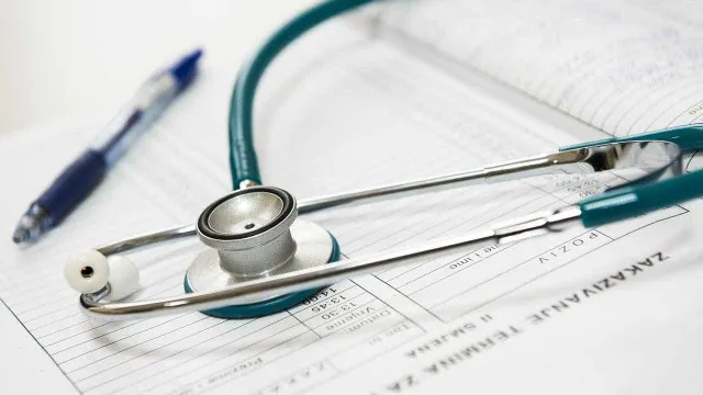 
                    Unidade móvel percorre país durante dois meses para detetar fatores de risco
                