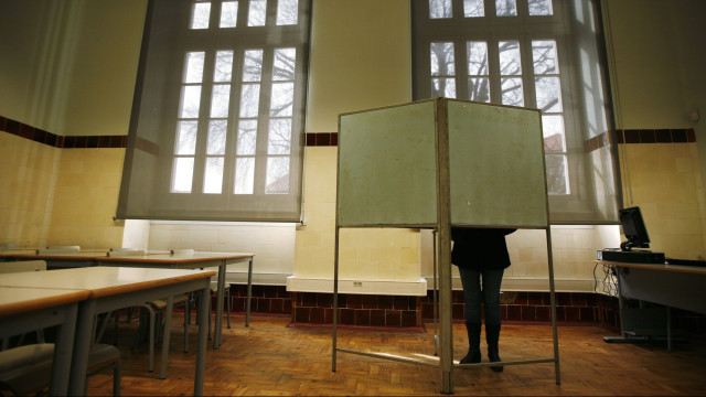 Constitucional exclui três candidatos presidenciais por falhas formais