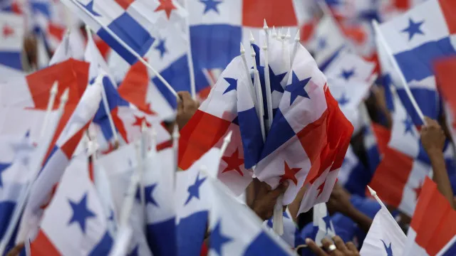 PanamÃ¡ tenta travar detenÃ§Ãµes de navios em negociaÃ§Ãµes com a China