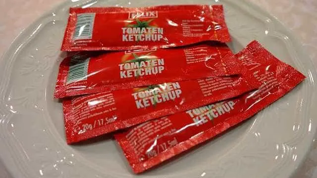 Homem incendeia bar em Sevilha depois de lhe negarem maionese e ketchup