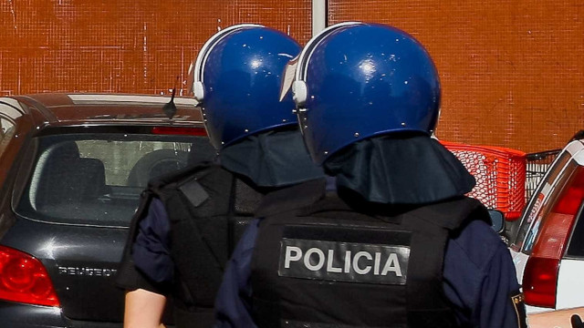 Operação policial na Amadora termina com 3 detidos por tráfico de droga