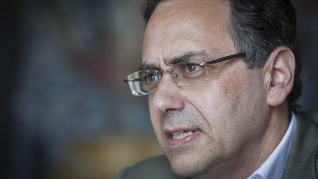 Exames? PS defende que sem esclarecimentos é "preciso mesmo" um inquérito