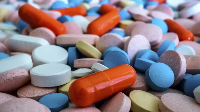 
                    Despesa do SNS com medicamentos subiu mais de 60% desde a pandemia
                