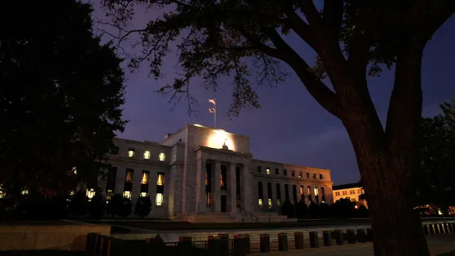 Alguns membros da Fed admitiram possibilidade de subida de taxas de juro