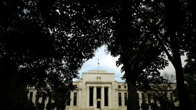 
                    Fed reduz reuniões sobre taxas de juro a partir de 2027
                