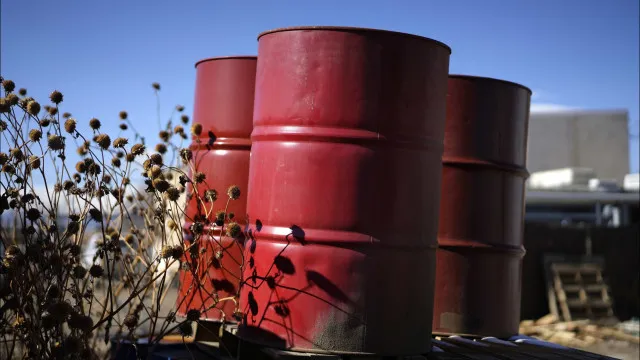 Cotação do Brent para entrega em dezembro sobe 0,26% para 100,58 dólares