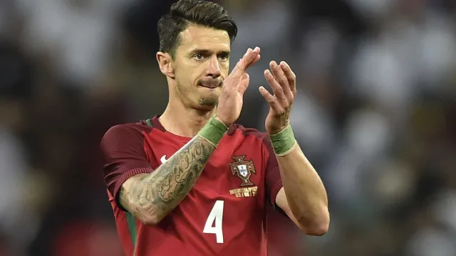 José Fonte é o 12.º campeão do Euro2016 a terminar a carreira