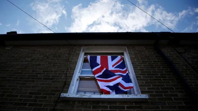 
                    Londres convoca embaixador chinês para criticar espionagem no Reino Unido
                