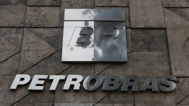 
                    Petrobras vai explorar oito blocos de petróleo e gás na Costa do Marfim
                