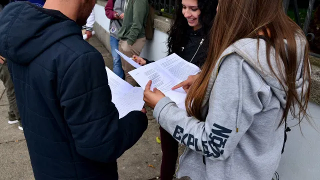 Governo recua? Consulta dos exames exige pedido dos encarregados