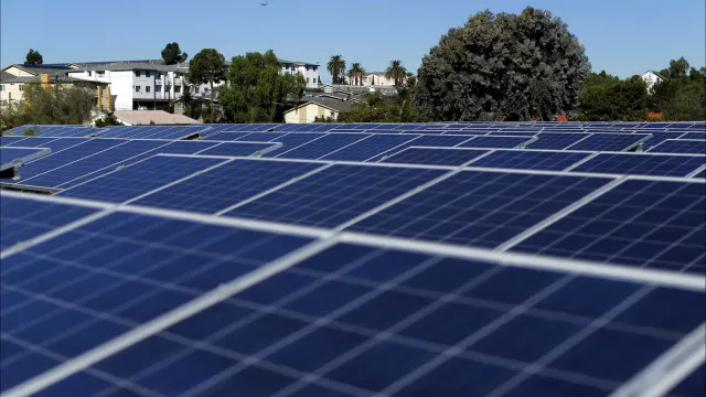 Eclipse reduz energia solar e obriga Portugal a recorrer a gÃ¡s e hÃdrica