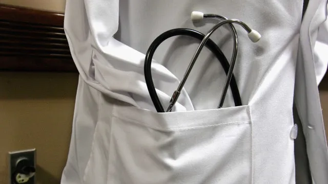Falhas no SINACC ameaçam resposta aos doentes em lista de espera
