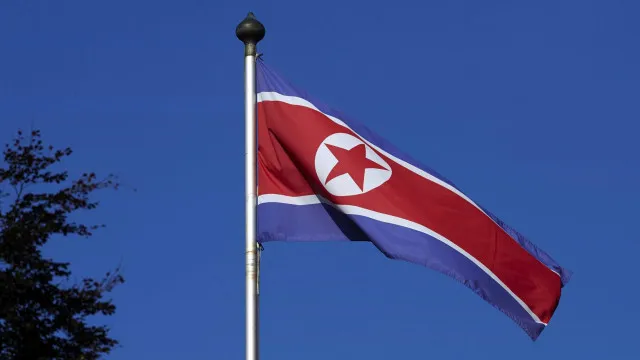 
                    Coreia do Norte em recuperação económica com apoio de Pequim e Moscovo
                